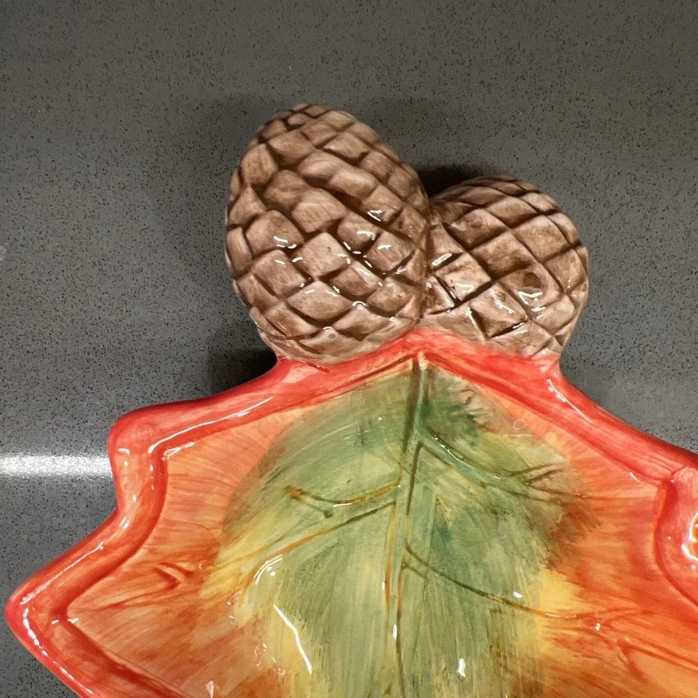 Hand Painted Leaf Dish WCL Pottery Vintage 8x6x2 Inches Beautiful